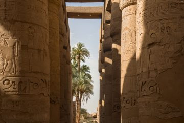 Säulengang im Karnak-Tempel